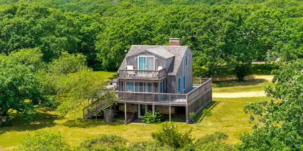 28 Black Point Road