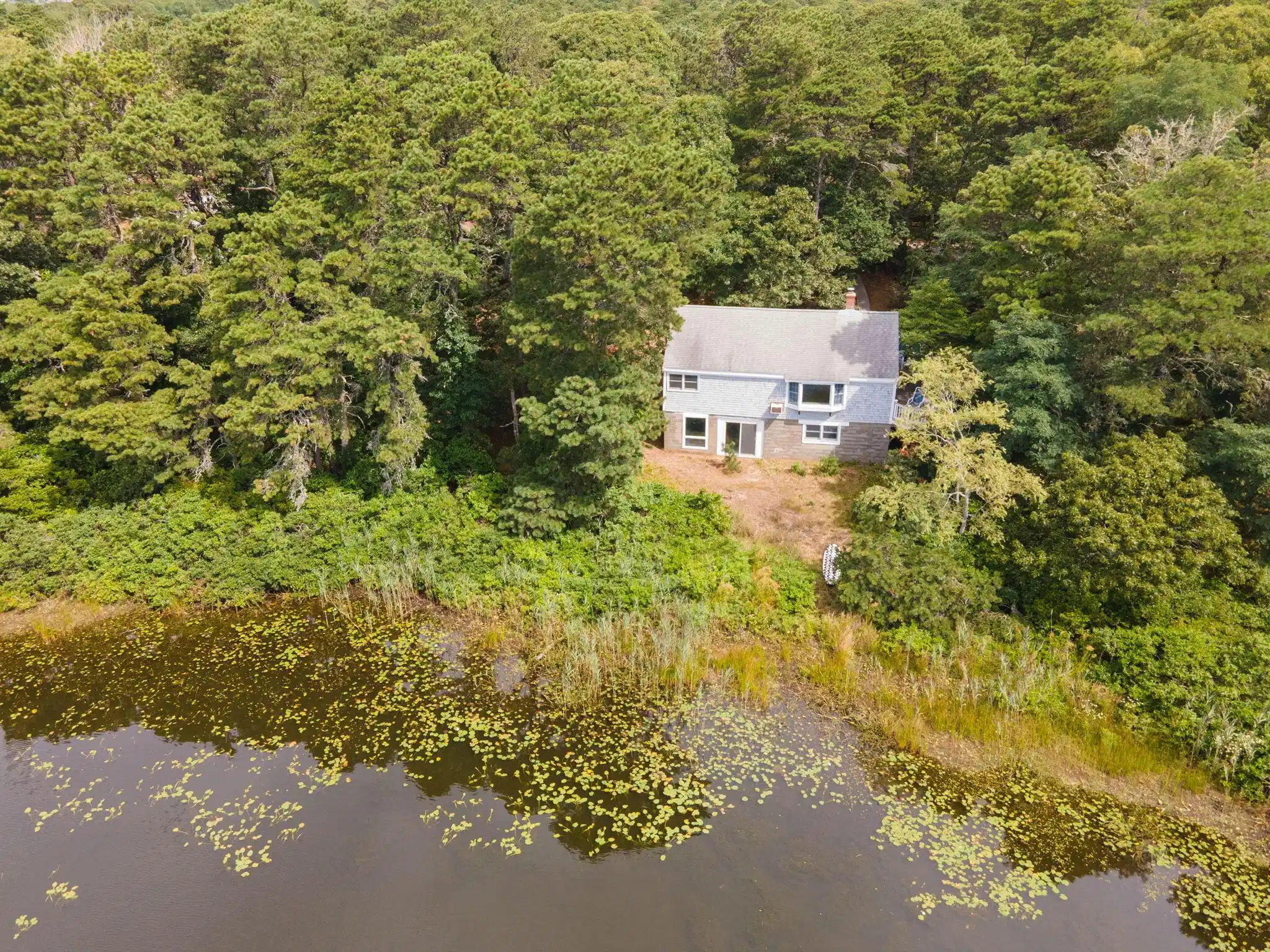 Image 1: 10 Alston Court