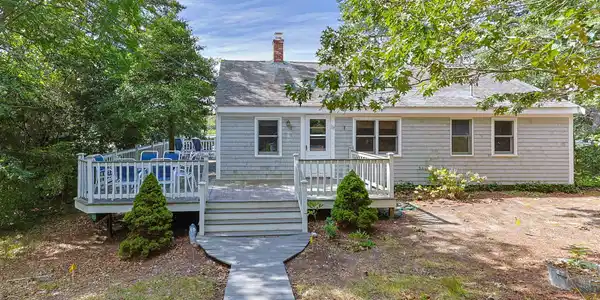 Image 2: 2-web-or-mls-10-alston-court
