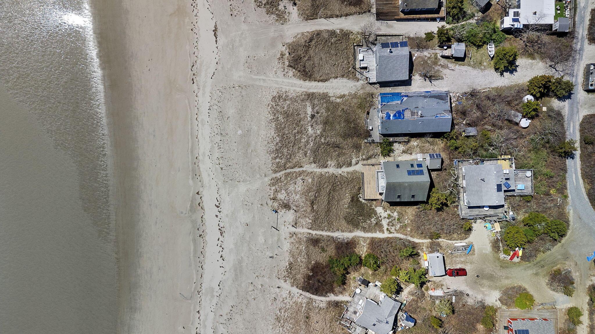 Image 2: 89-web-or-mls-0-saquish-beach-007