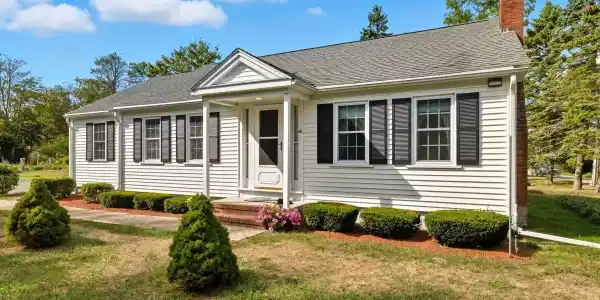 6 Defiance Lane