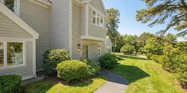 103 Trevor Lane UNIT 103