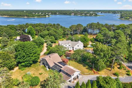 30 Fairway Road
