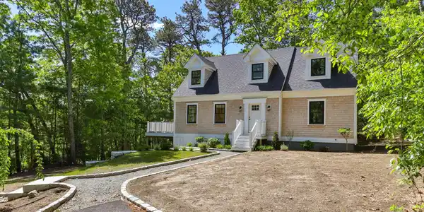 Image 2: 1-web-or-mls-41-little-john-rd