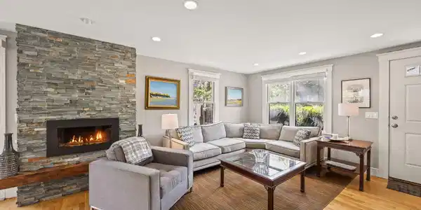 Image 4: 5-web-or-mls-10-seashore-park-dr-gg