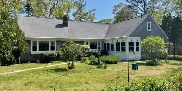 3 Lighthouse Lane
