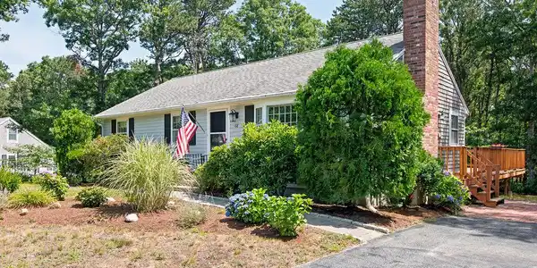 68 Long Hill Road