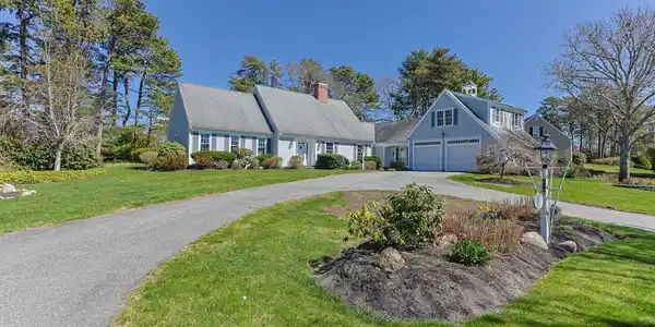 Image 4: 5-web-or-mls-56-shad-bush-cir