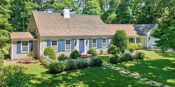 106 Hathaway Road