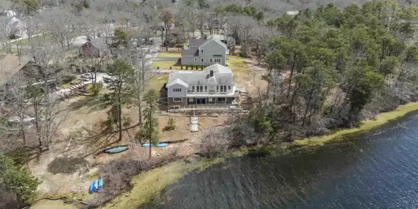15 Sunset Pines Road