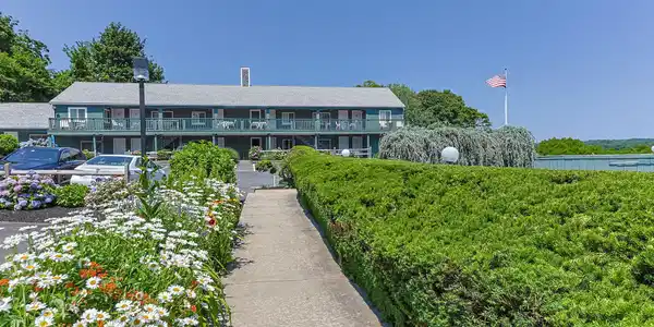 13 S Orleans Road
