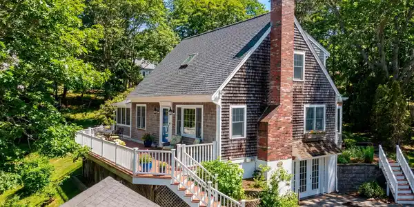 146 Old Field Bend