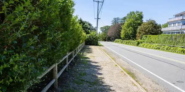 Image 3: Road Frontage