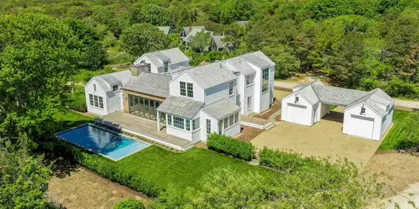 2 Lexington Avenue