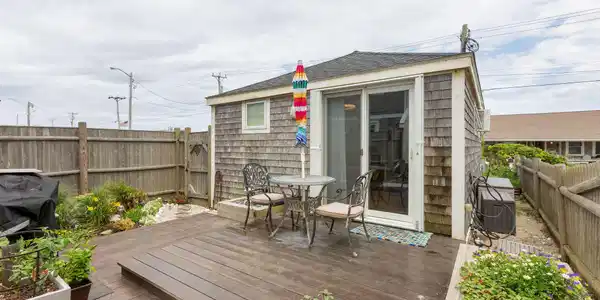 Image 4: 544ShoreRdU9-08