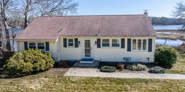 68 Grouse Lane