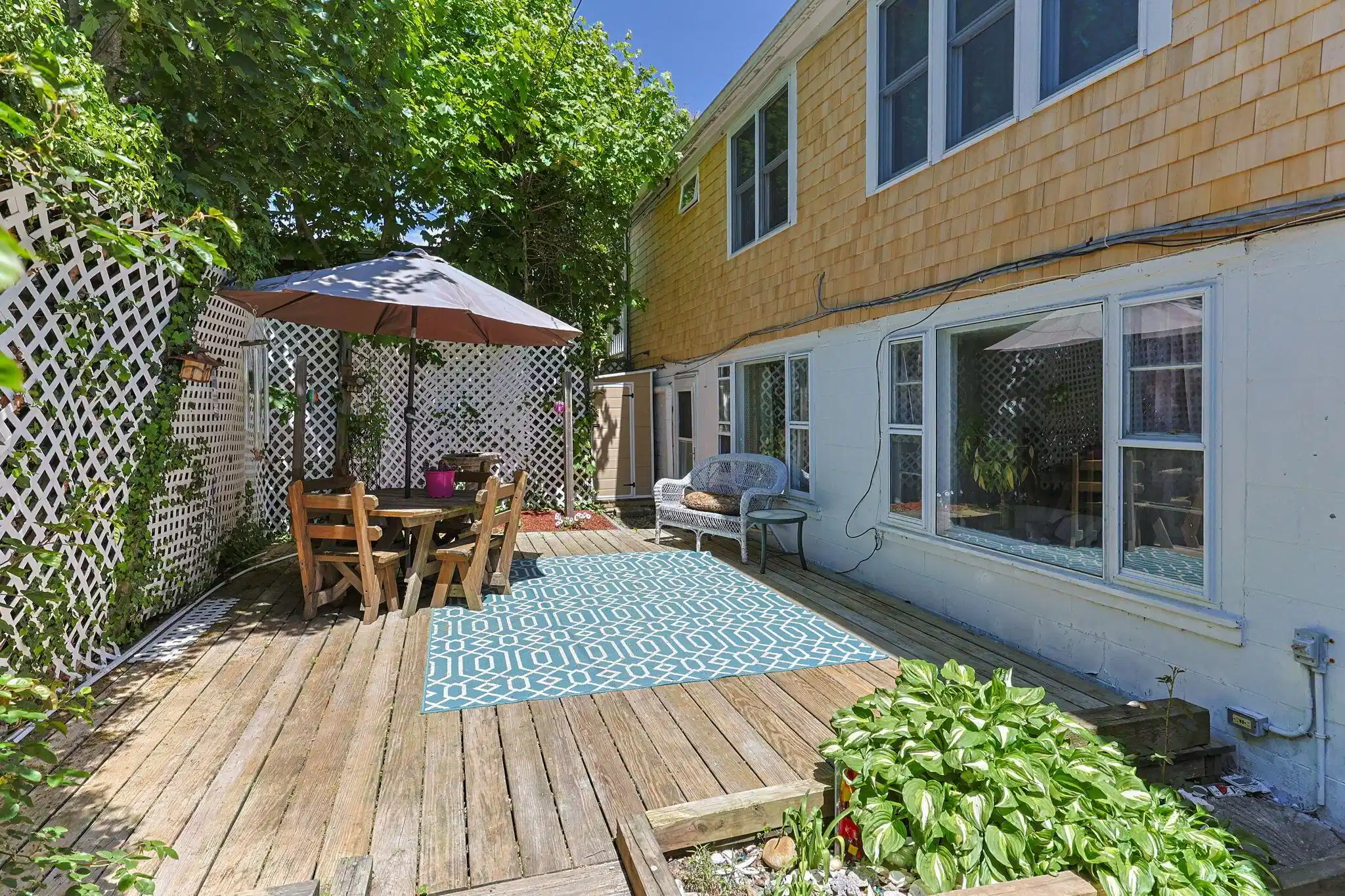 Image 1: 1-web-or-mls-54-bradford-st-34