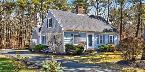54 Marthas Lane