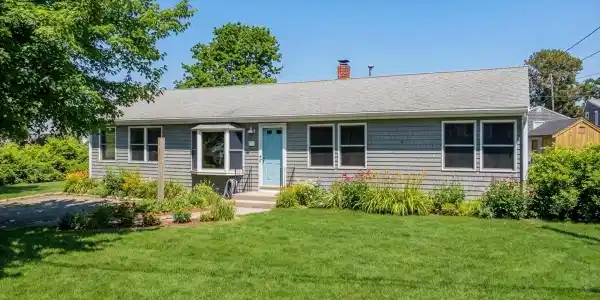 107 Knott Avenue