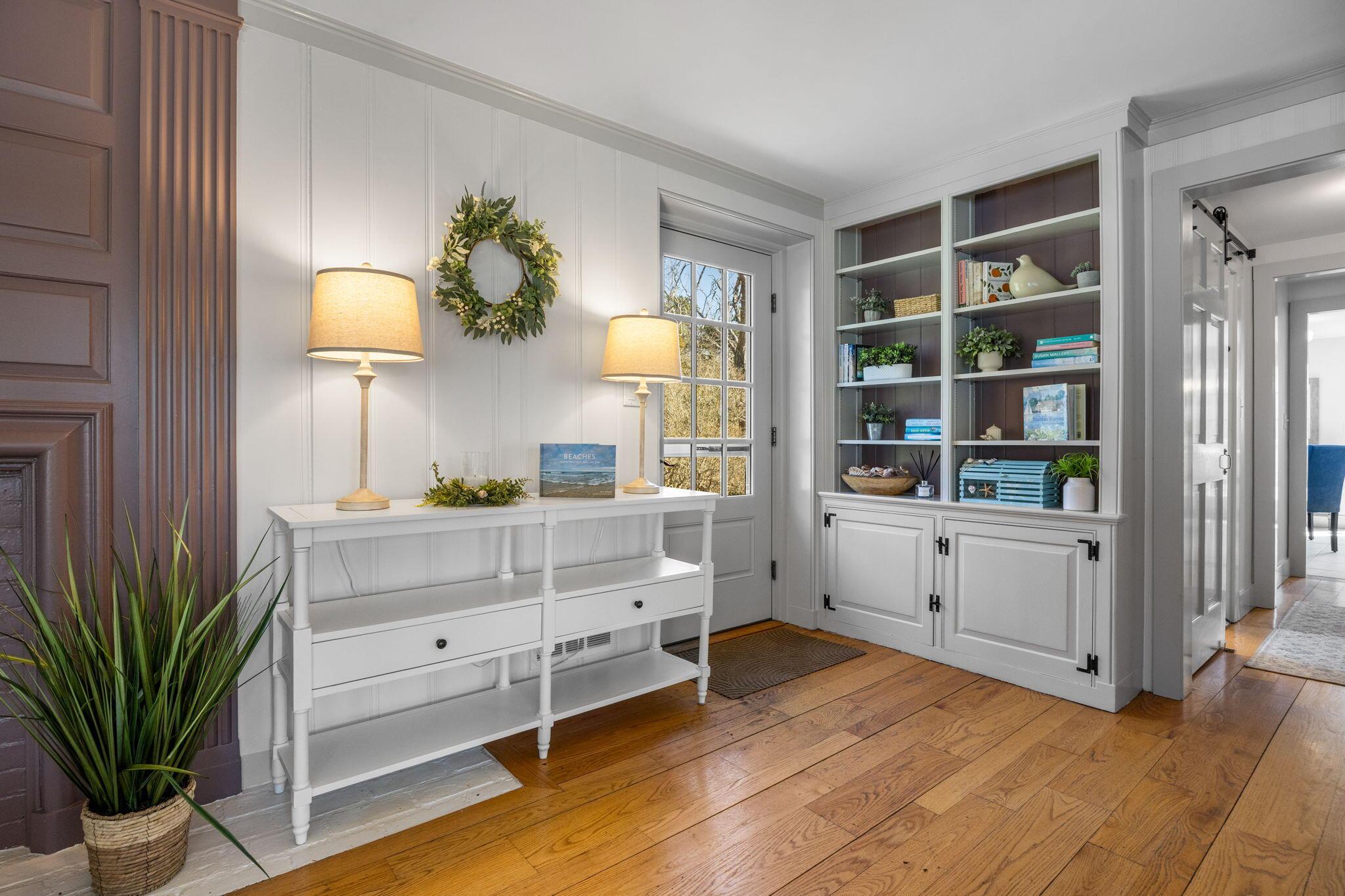 Image 4: 15-web-or-mls-27-whereaway-ln