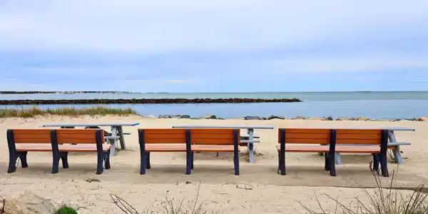Image 2: 5 Evergreen Beach 2