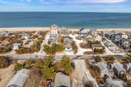 174 N Shore Boulevard UNIT 1