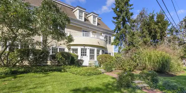 601 Route 28 Unit APT 108