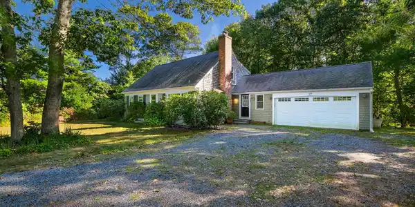 679 N Falmouth Highway
