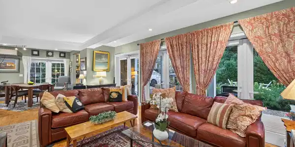 10 Snows Lane Unit 1B
