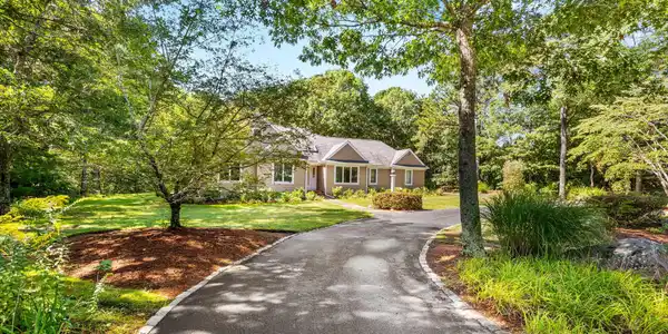 Image 4: 48-web-or-mls-331 Falmouth Woods Rd Fina