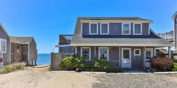 Image 2: 2-5-print-538-shore-rd