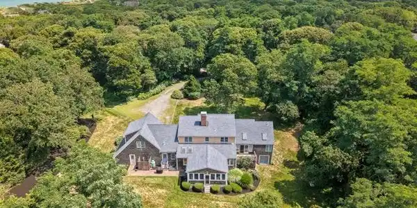 25 Oliver Drive