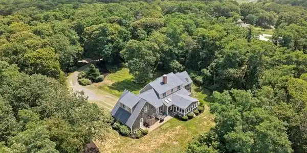 Image 2: DJI_20241007094248_0099_D Medium