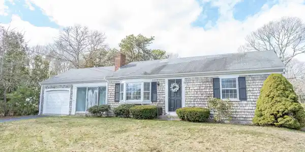 28 Swift Brook Road