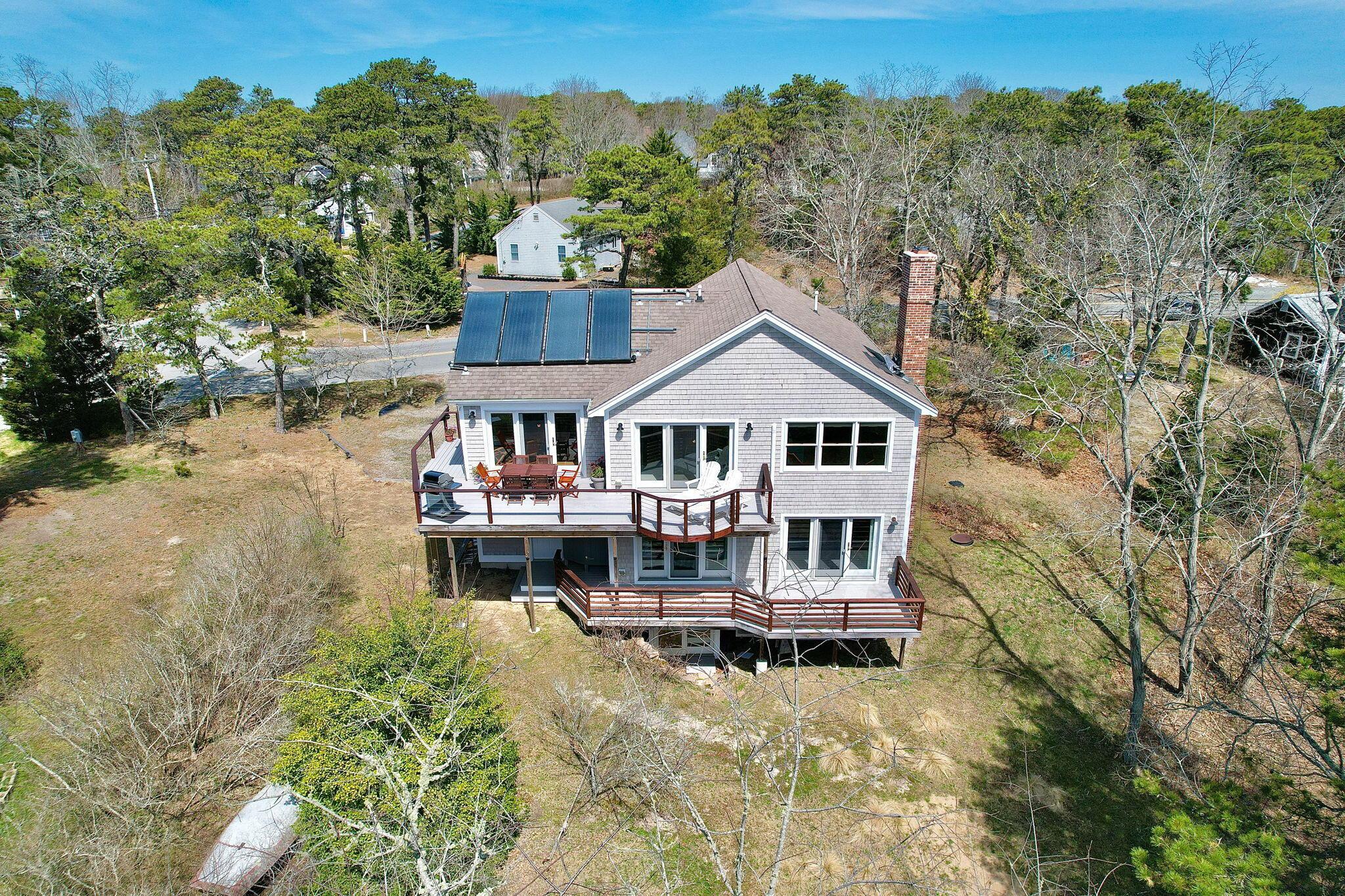 Image 2: 1-103-web-or-mls-DJI_01529