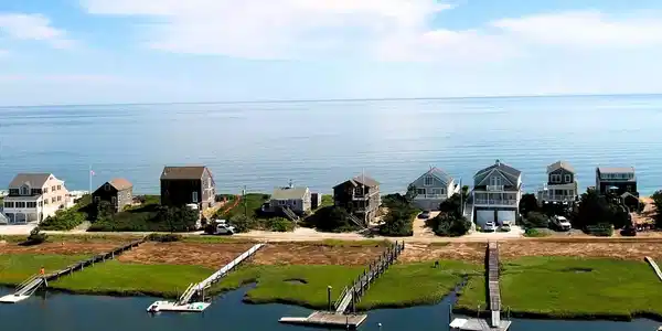 Image 2: dock
