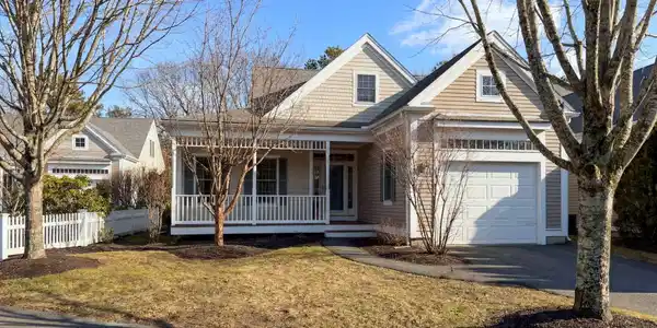 5 Blue Meadow Court UNIT 5