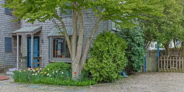 5 Seashore Park Drive UNIT 1