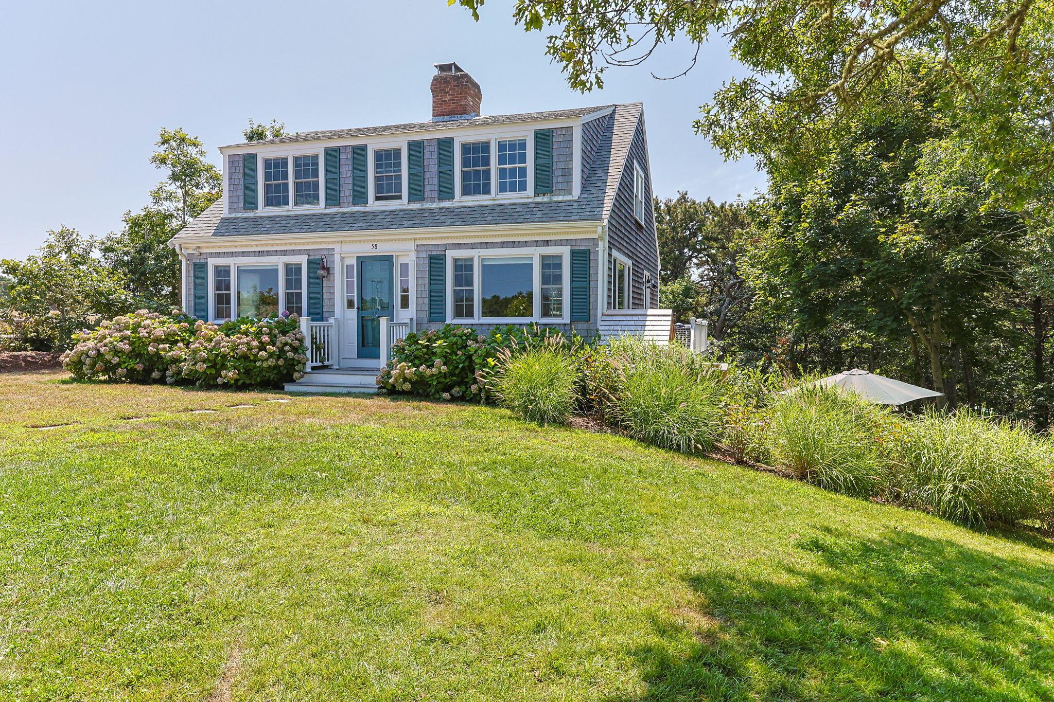 Image 1: 4-web-or-mls-58-stepping-stones-rd