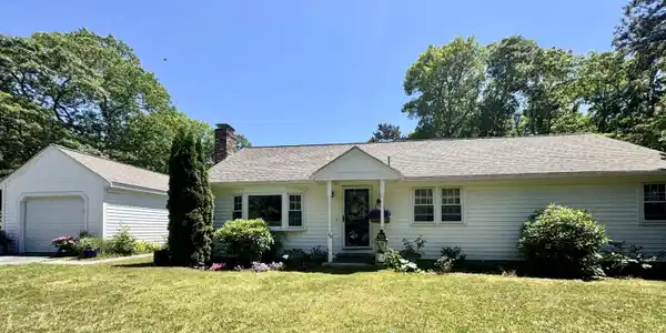 62 Bridle Path Road