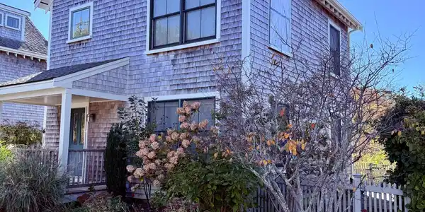 16 Meadow Road UNIT 16