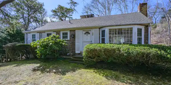 152 Emery Lane