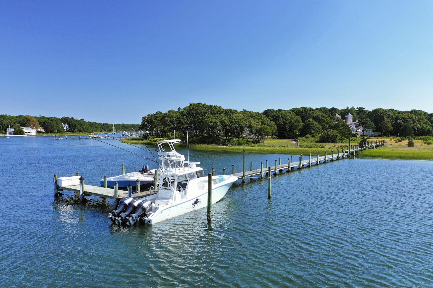 Image 3: Deep Water Dock