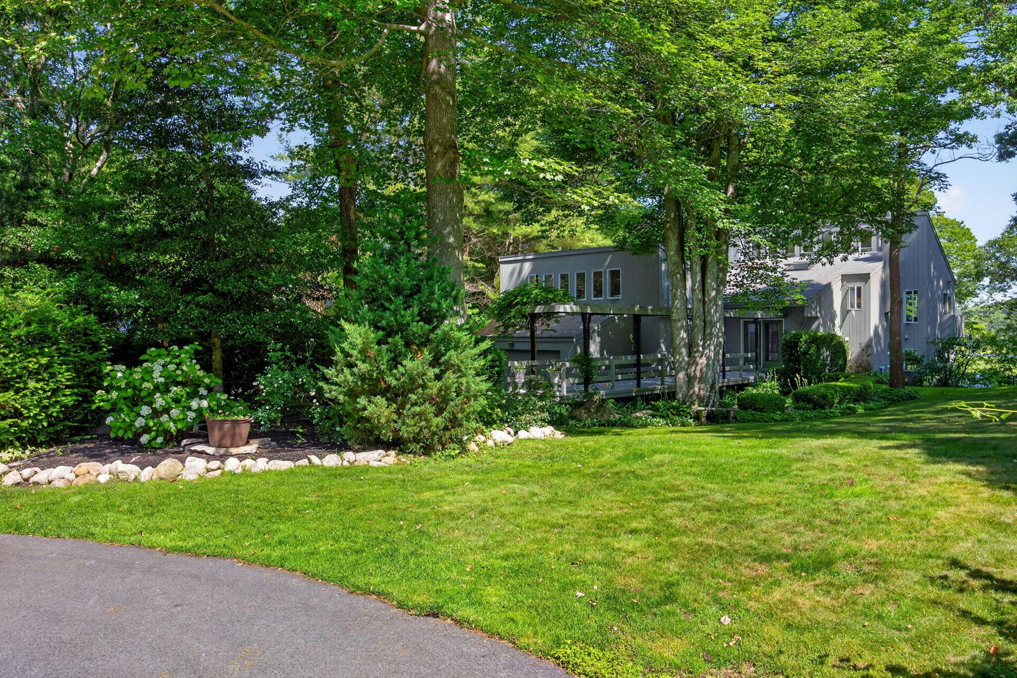 Image 2: 3-03-8P0A9372