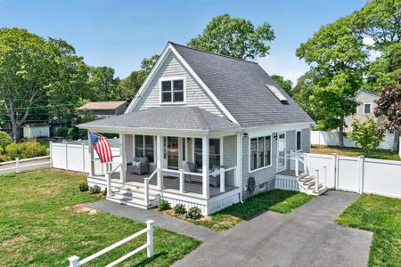 245 Edgewater Drive E