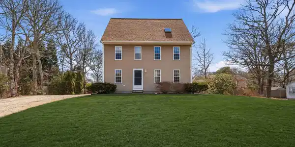 5 Peregrine Lane
