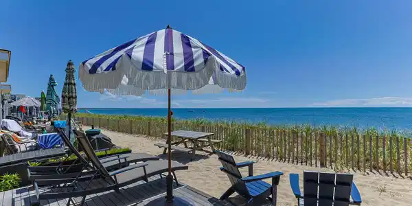 Image 3: 19-web-or-mls-522-shore-rd-17