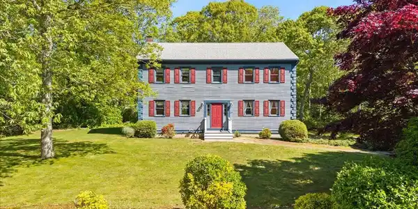 30 Seabreeze Drive