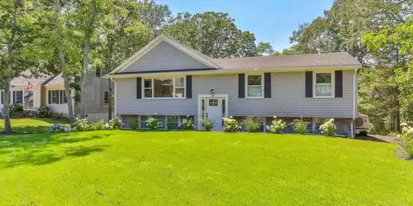 Image 3: 3-web-or-mls-11-madeline-rd