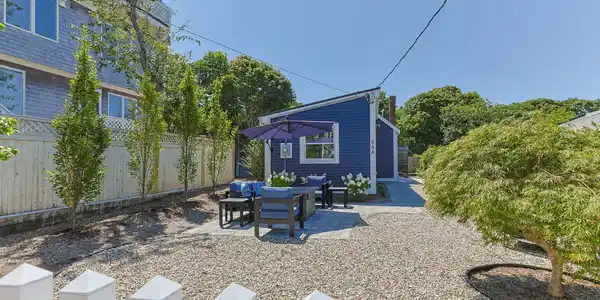 Image 2: 3-web-or-mls-56-franklin-st